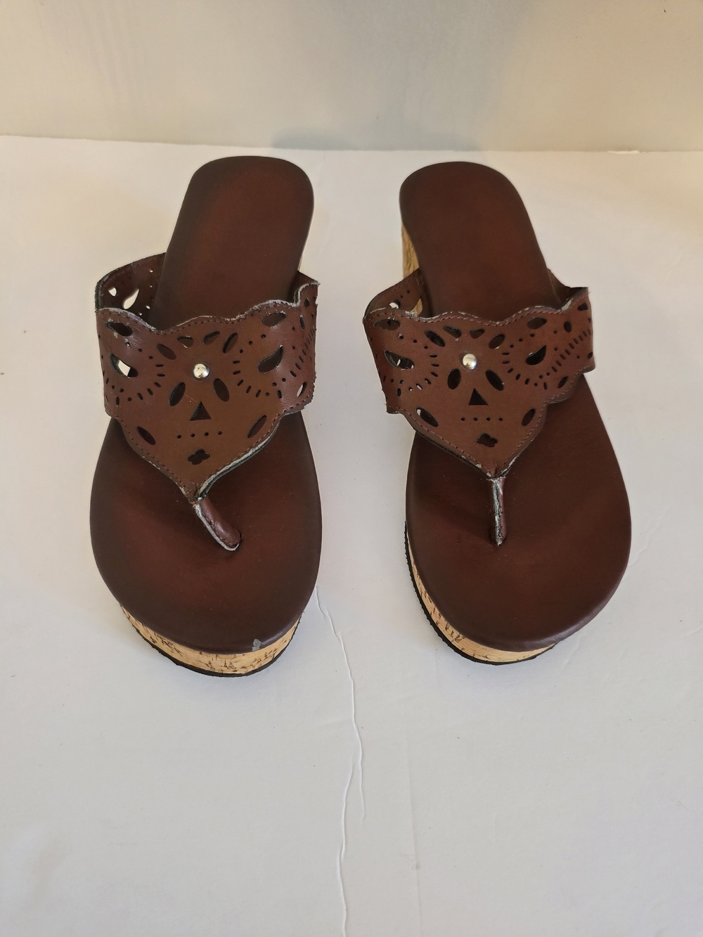 Women's Brown Laser-Cut Wedge Thong Sandals Size 7/8